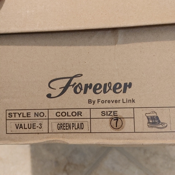 Forever Link plaid boots, size 7 - Picture 6 of 6